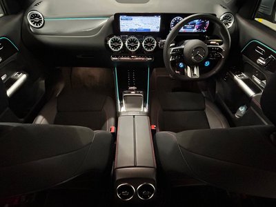 MERCEDES-BENZ GLA AMG - 5