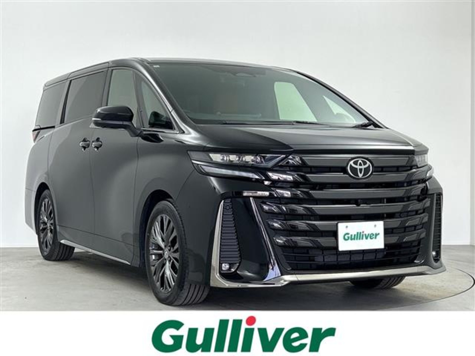 TOYOTA VELLFIRE - View 1