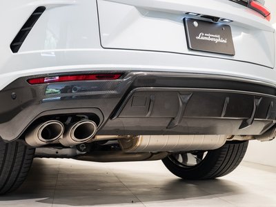 LAMBORGHINI URUS - 9