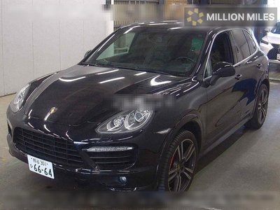PORSCHE CAYENNE - 4