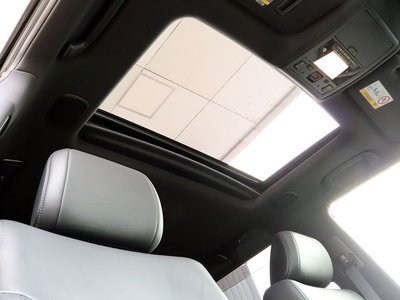 صورة 5 لـ 2017 Toyota LAND CRUISER 200