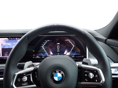 2025 BMW 7 SERIES thumbnail 13
