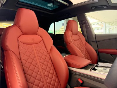2024 AUDI SQ8 — миниатюра 38