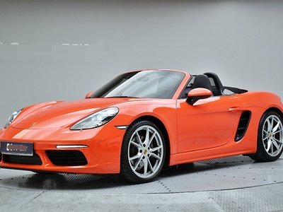 PORSCHE 718 BOXSTER