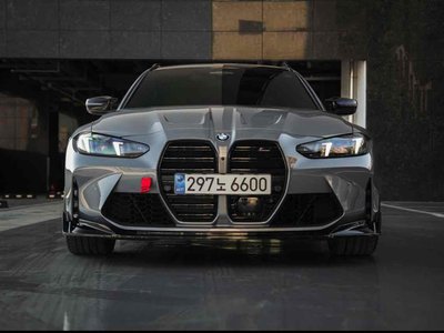 2025 BMW M3 照片 2