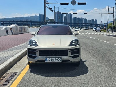 2024 Porsche CAYENNE 照片 2