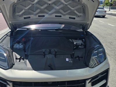 2024 Porsche CAYENNE 照片 10