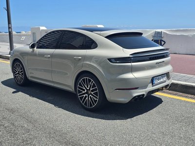 2024 Porsche CAYENNE 照片 8
