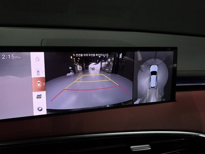 2024 Genesis GV70 thumbnail 22
