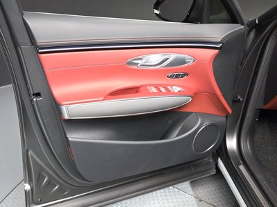 2024 Genesis GV70 thumbnail 14