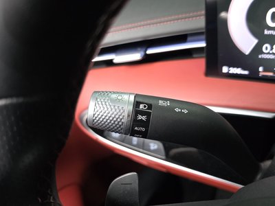 2024 Genesis GV70 thumbnail 27