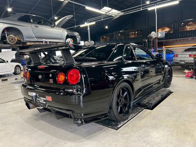 NISSAN SKYLINE GT-R - 4