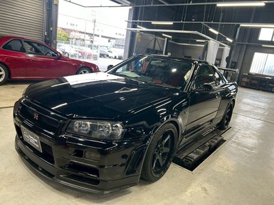 NISSAN SKYLINE GT-R - 1