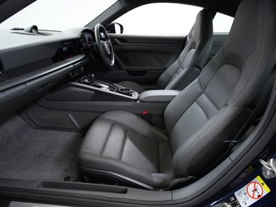 صورة مصغرة 31 لـ 2021 Porsche 911