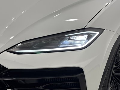 LAMBORGHINI URUS - 9