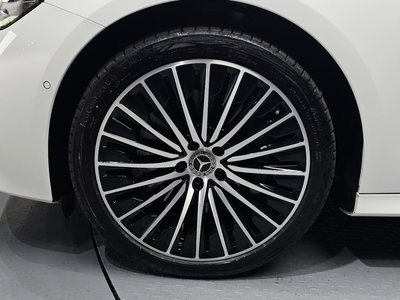 MERCEDES-BENZ E-CLASS - 6