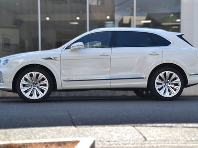 BENTLEY BENTAYGA - 2