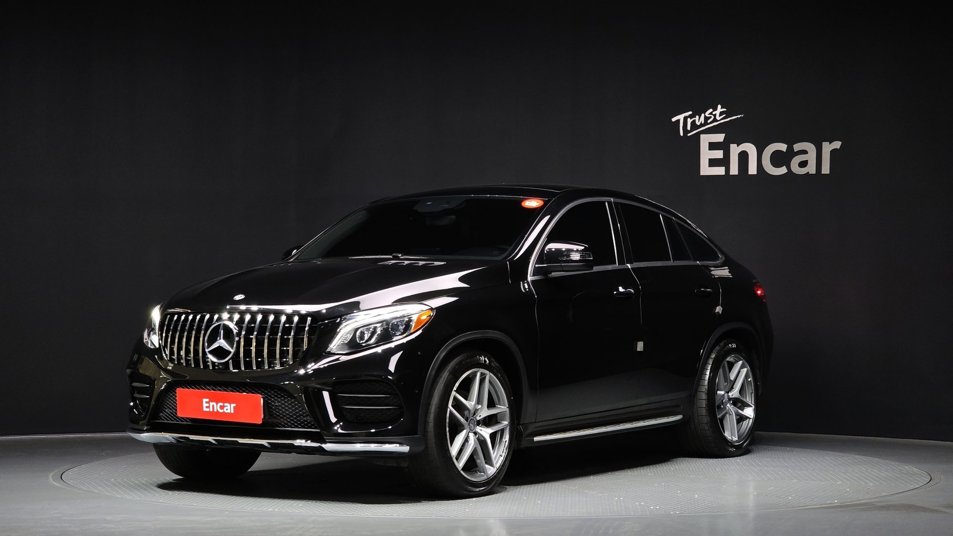 MERCEDES-BENZ GLE - View 1