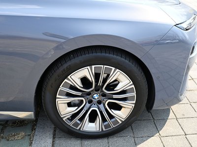 BMW 7 SERIES - 6