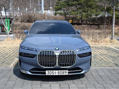 BMW 7 SERIES - 2
