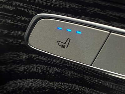 MERCEDES-BENZ GLC - 7