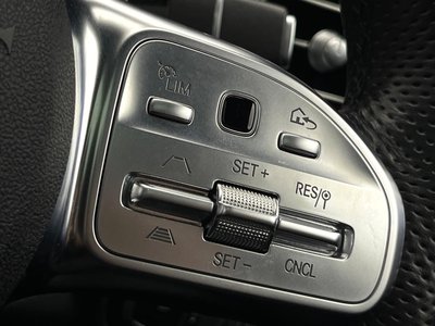 MERCEDES-BENZ GLC - 4