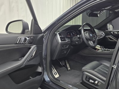 2022 BMW X6 thumbnail 13