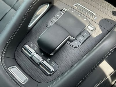 صورة 9 لـ 2024 Mercedes-BENZ GLS