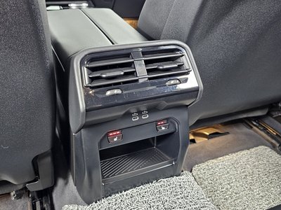 2024 BMW 5 SERIES thumbnail 25