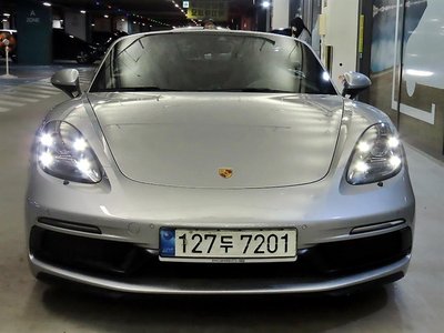 PORSCHE 718 - 5
