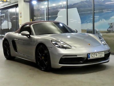 PORSCHE 718 - 1