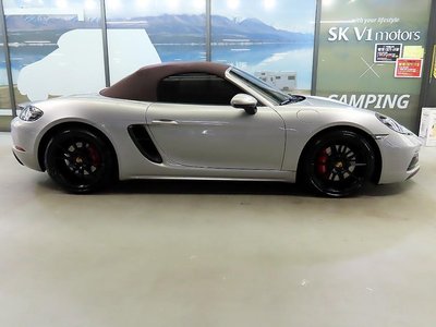 PORSCHE 718 - 2
