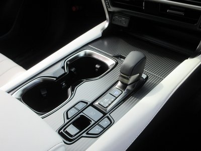 2025 Lexus RX — миниатюра 50