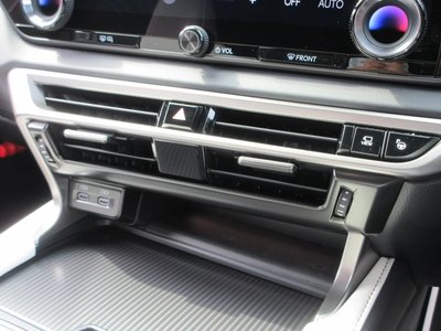 2025 Lexus RX — миниатюра 53