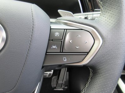 2025 Lexus RX — миниатюра 38