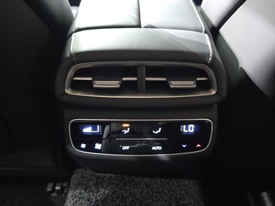 2023 Genesis G80 (RG3) thumbnail 28