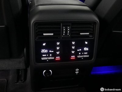 2022 Porsche CAYENNE — миниатюра 16