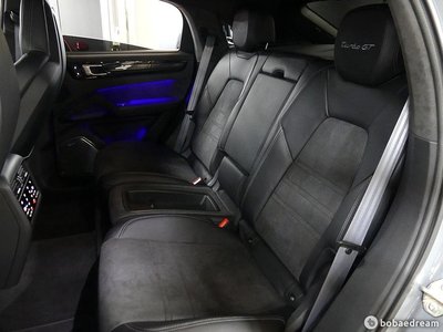 2022 Porsche CAYENNE — миниатюра 17