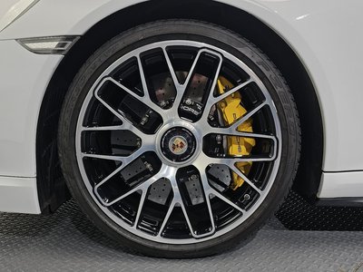 PORSCHE 911 - 6