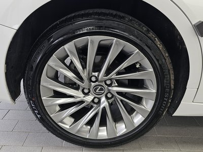صورة 6 لـ 2023 Lexus ES