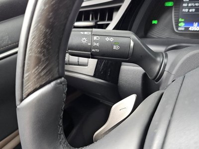 2023 Lexus ES — миниатюра 30