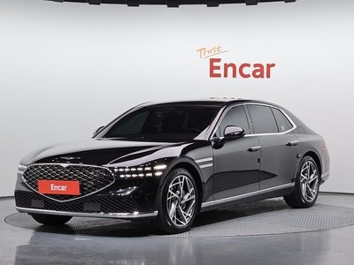 صورة 1 لـ 2022 Genesis G90 (RS4)