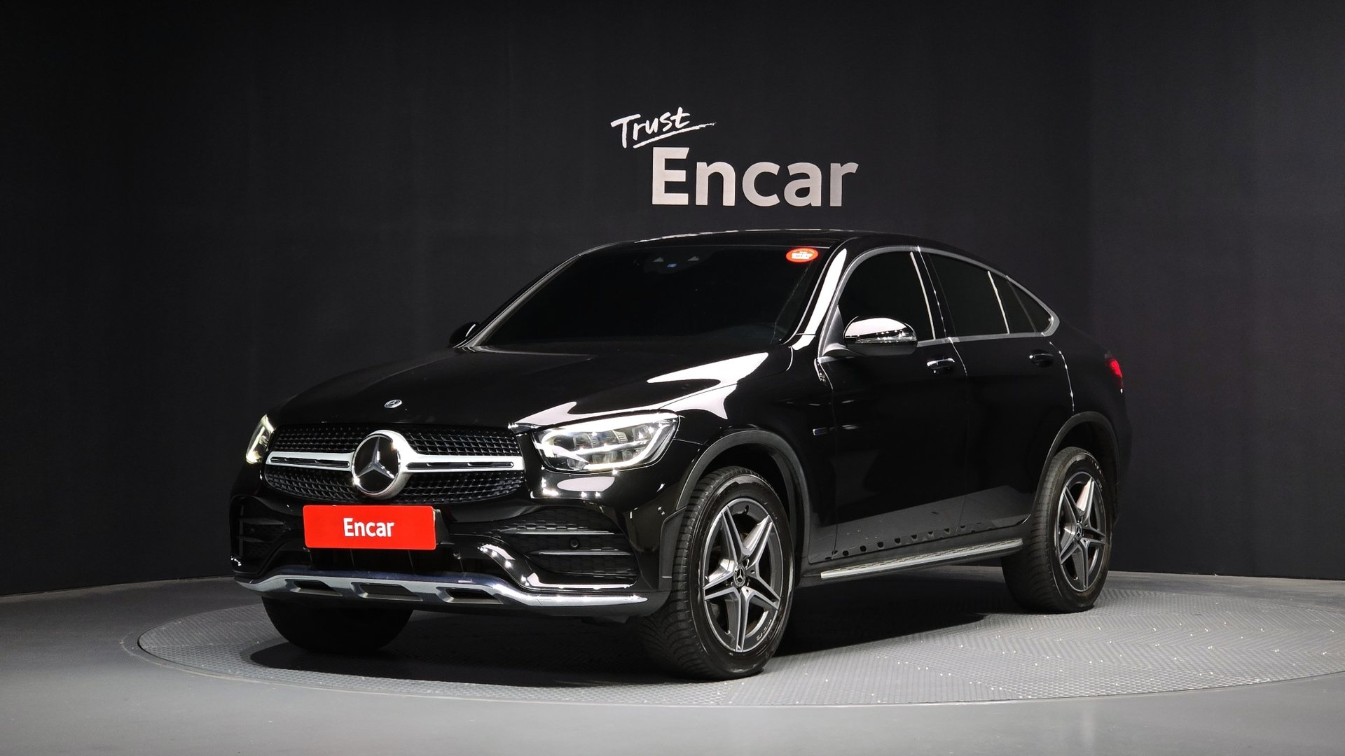 MERCEDES-BENZ GLC - View 1