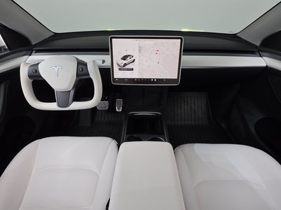 صورة 5 لـ 2024 Tesla MODEL Y