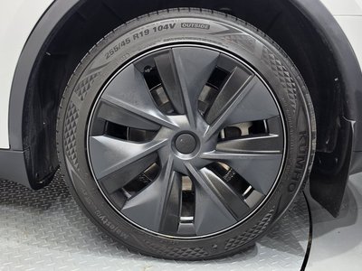صورة 8 لـ 2024 Tesla MODEL Y