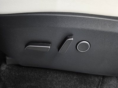 صورة مصغرة 32 لـ 2024 Tesla MODEL Y