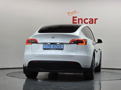 صورة 4 لـ 2024 Tesla MODEL Y