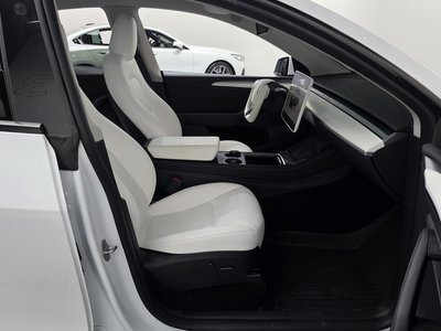 صورة مصغرة 16 لـ 2024 Tesla MODEL Y