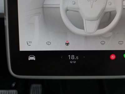 صورة مصغرة 29 لـ 2024 Tesla MODEL Y
