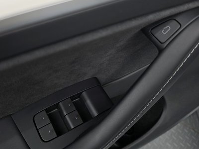 صورة مصغرة 28 لـ 2024 Tesla MODEL Y